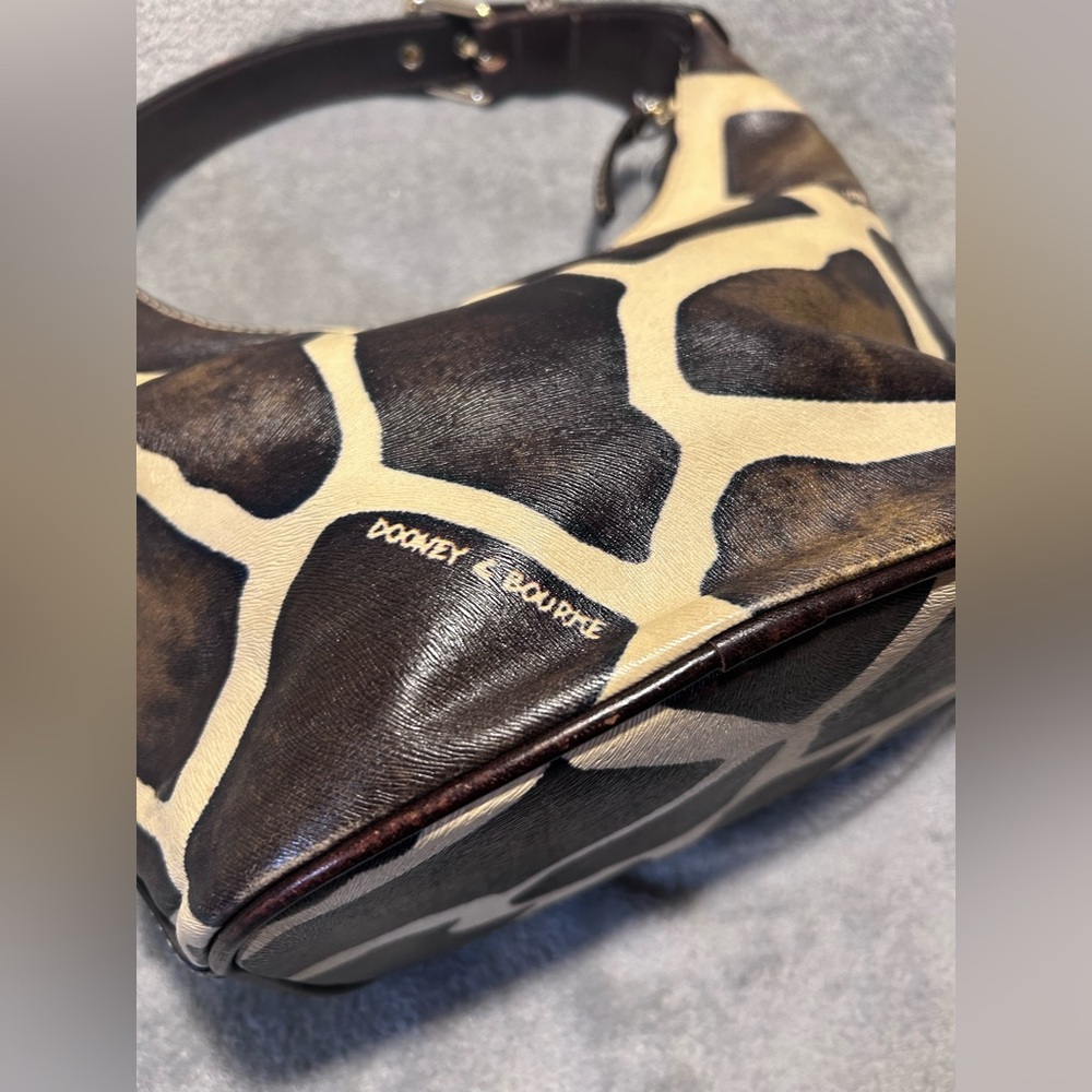 Dooney & Bourke Giraffe Print Hobo w/ Leather Strap & Trim and Gold Hardware - Picture 8 of 10